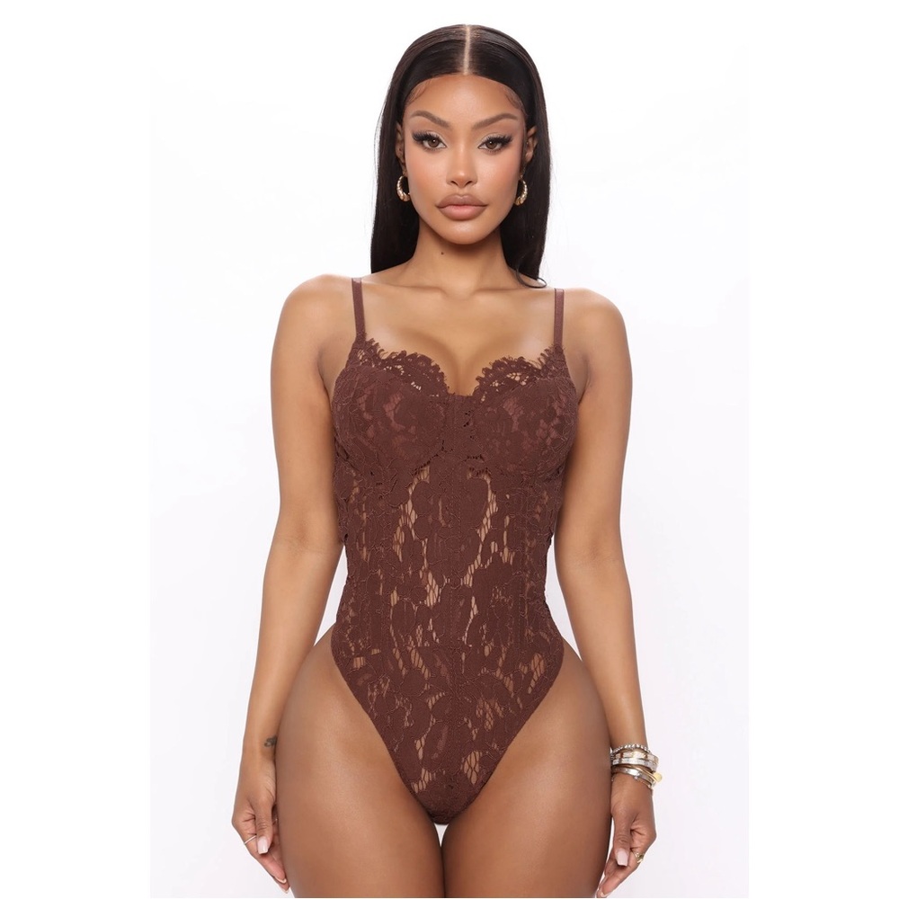 Fashion Nova Lace Bodysuit